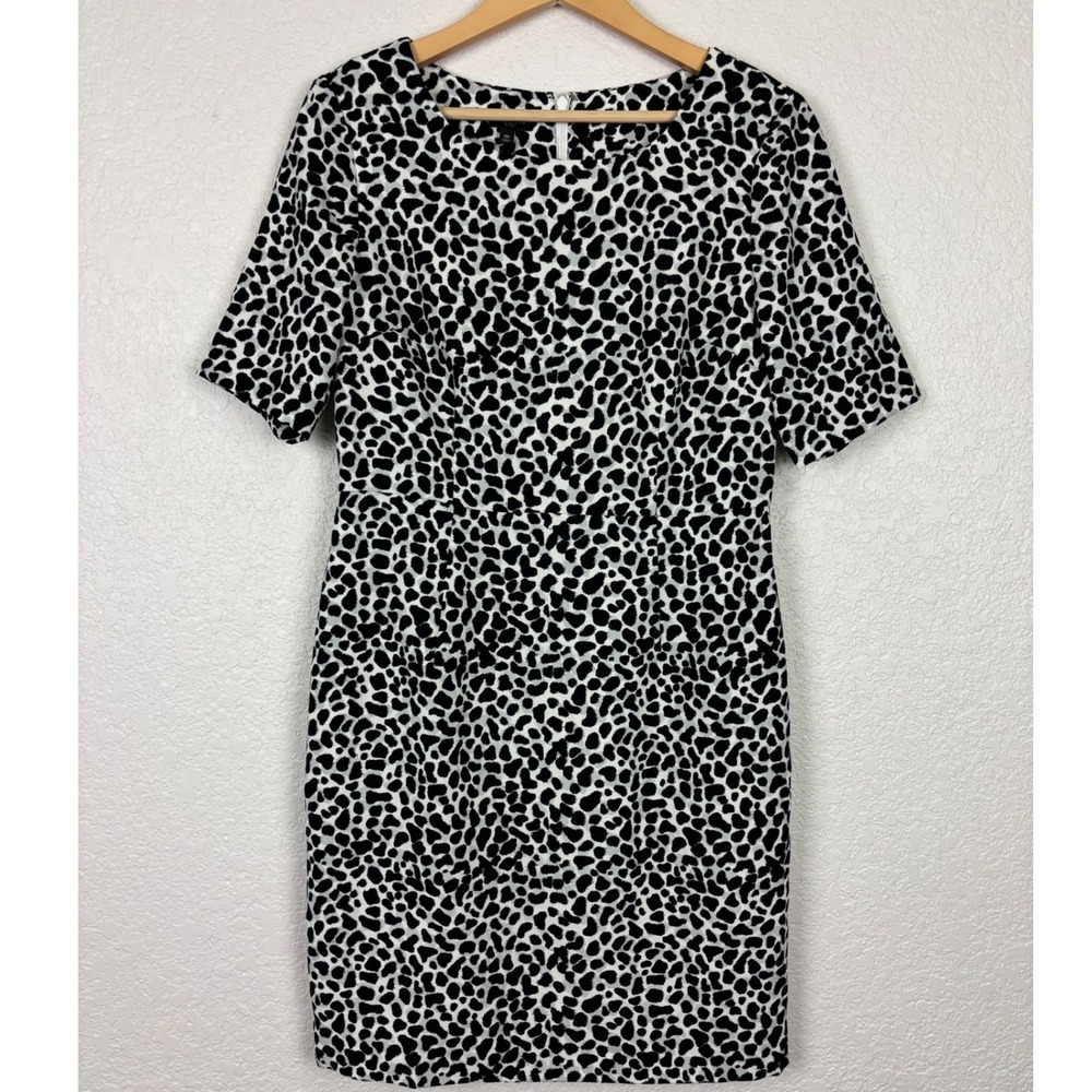 Talbots Petites Black White Animal Print Sheath Dress Short Sleeve‎ 10P Crepe